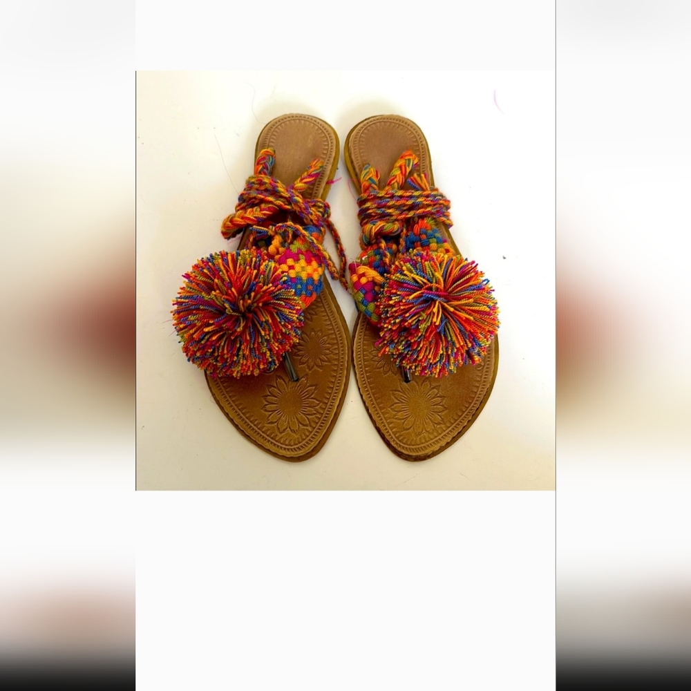 NWOT Katico Colorful Pom-Pom Women's Sandals - Picture 2 of 6